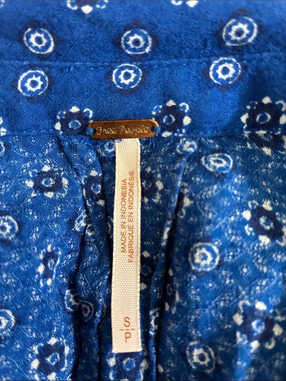 Free People Changing Times Tunic in Blue/Purple Paisley EUC Small